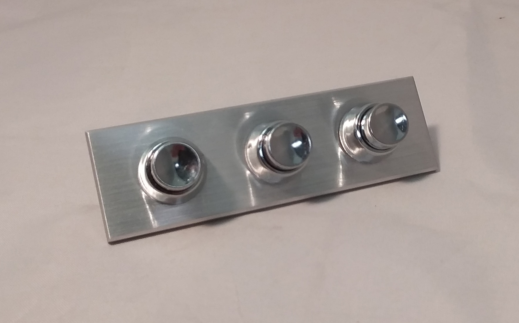 Trim Panels for Push-Button Housing - Image 3